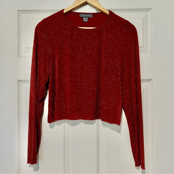 ❤️🍒Red - Primark - sparkly long sleeve✨✨ - Picture 2 of 8